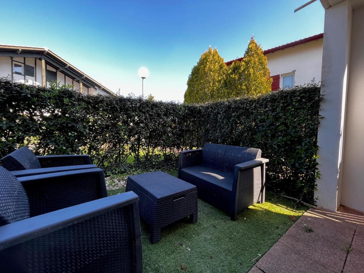 Bel Appartement T3 Avec Jardin, Piscine Et Parking, Proche Plage A Hendaye - Fr-1-239-739 Dış mekan fotoğraf